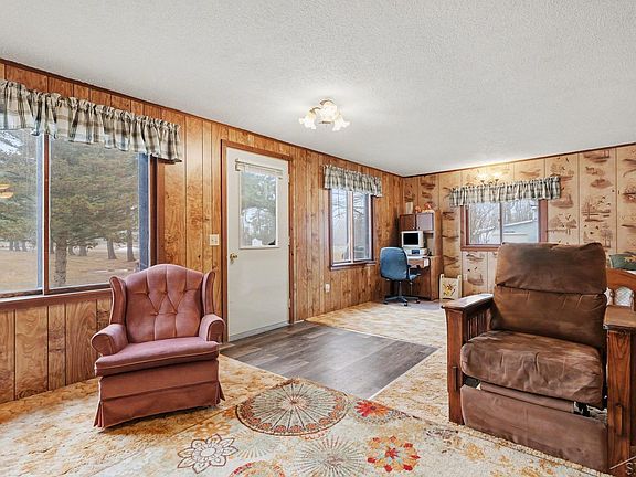 3rd image of 4813 E M 55 Rd