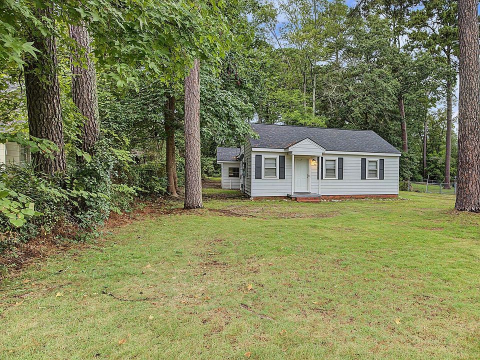 1st image of 407 Spencer Road