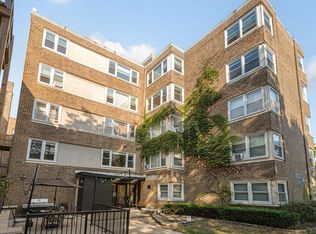 7710 N Sheridan Rd APT 104, Chicago, IL 60626