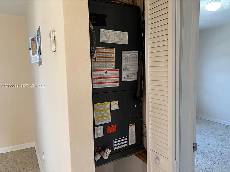 1838 SW 4th St #5 — Photo 7