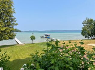 6922 W Macfarlane Rd, Glen Arbor, MI 49636