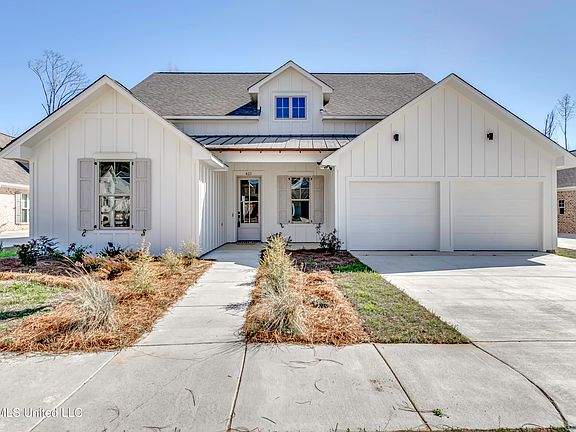 3rd image of 627 Cobalt Way