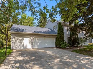 824 E Capitol Dr, Appleton, WI 54911