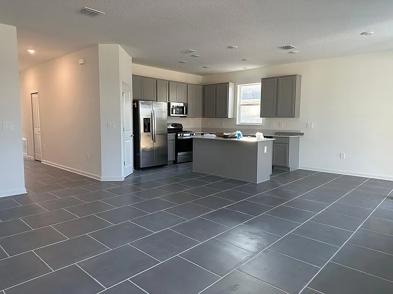 Feathergrass Cir — Photo 13