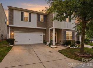 4008 Tulocay Ln, Charlotte, NC 28215
