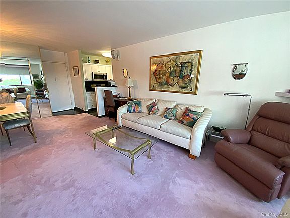 4th image of 27010 Grand Central Parkway #2C