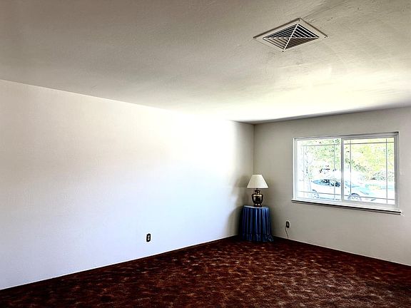 5th image of 1068 Craig Dr