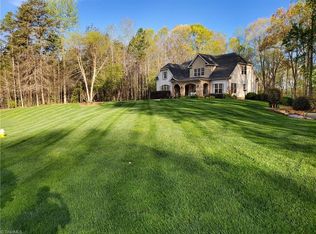 410 Covington Dr, Advance, NC 27006