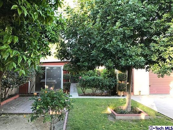 5th image of 611 N Griffith Park Dr