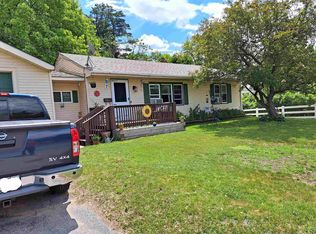 7 Grandview St, Claremont, NH 03743
