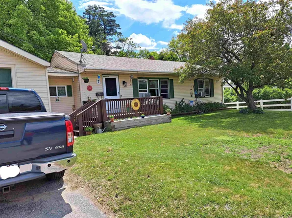 7 Grandview Street, Claremont, NH 03743