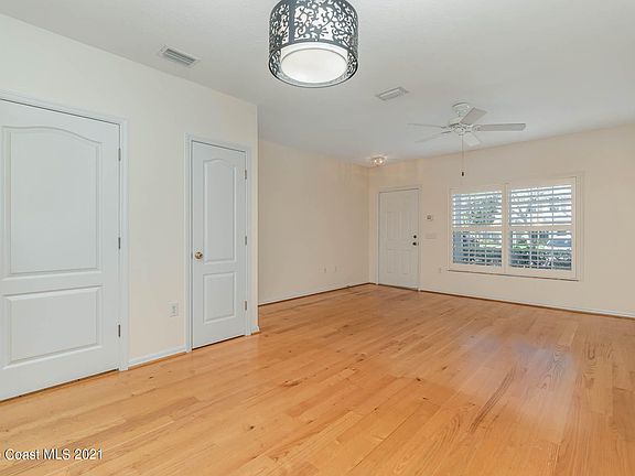 4th image of 1357 Hampton Park Ln #1357