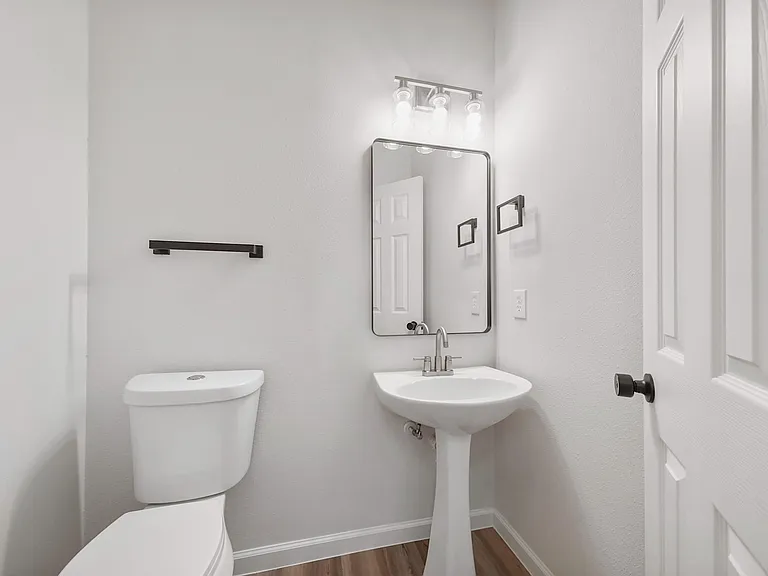 506 Marathon Pl — Photo 7