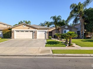 11720 Valley Forge Way, Bakersfield, CA 93312