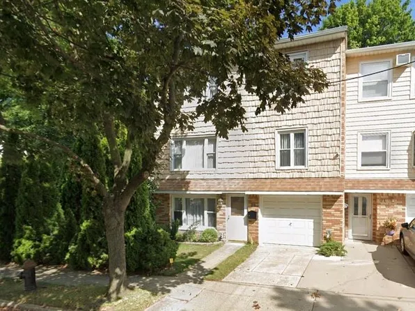 35 Duke Pl, Staten Island, NY 10314