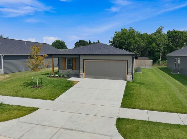 9510 E Creed St, Wichita, KS 67210