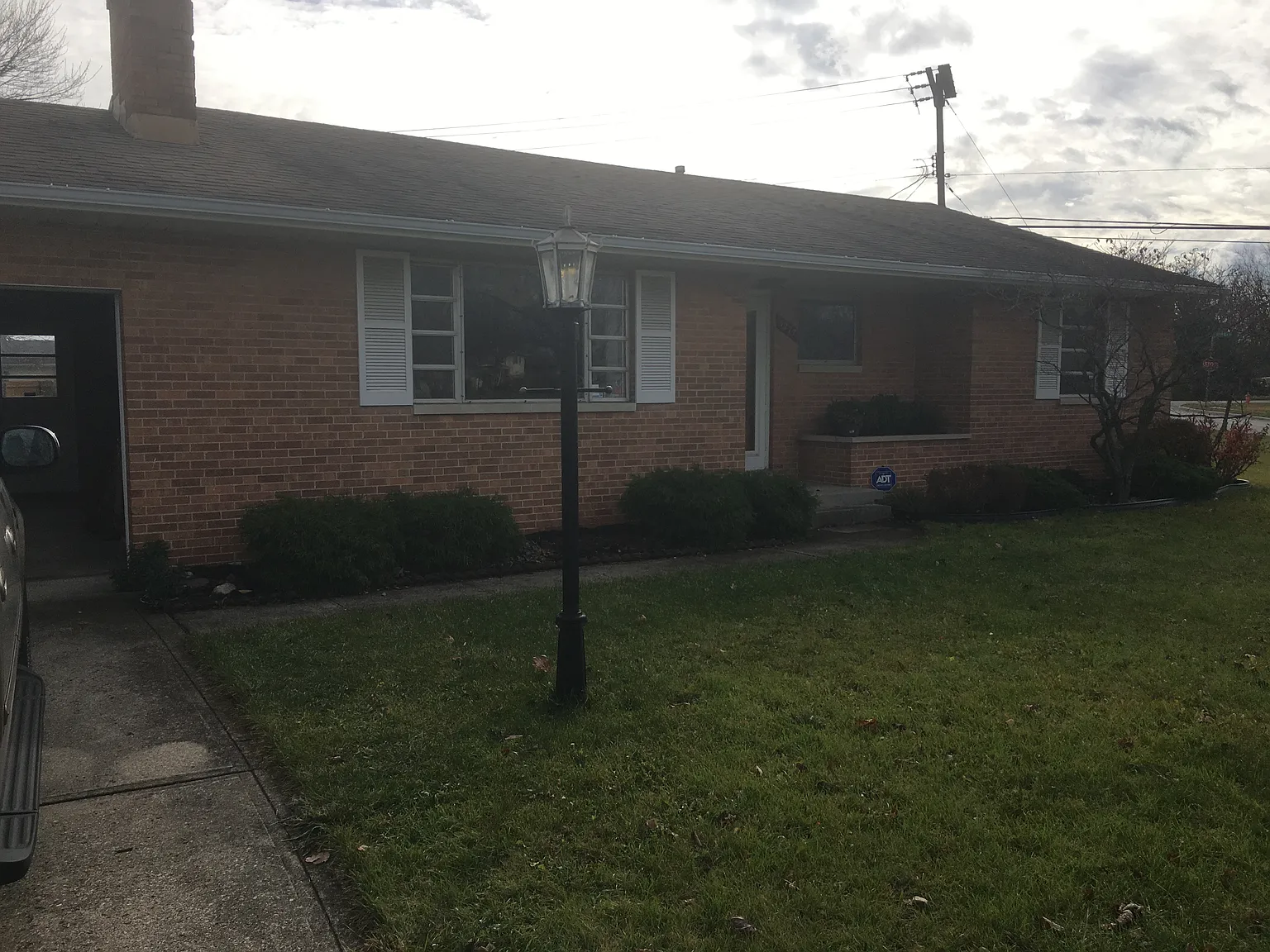 3277 Stephen Dr S photo 1