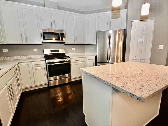 5th image of 2953 Madison Dr #2953