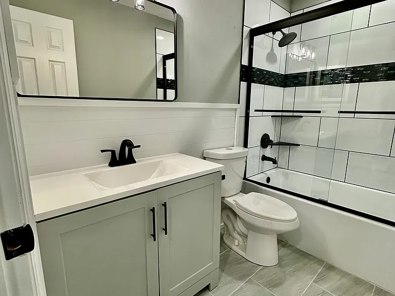 460 Base Ave E #129 — Photo 12