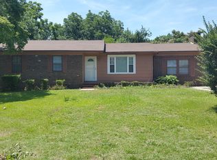 2114 Coinjock Cir, Fayetteville, NC 28304
