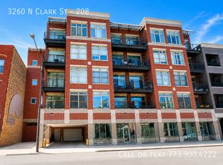 3260 N Clark St APT 208, Chicago, IL 60657