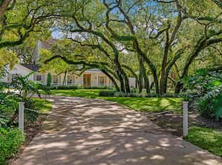 400 Coconut Palm Rd, Indian River Shores, FL 32963