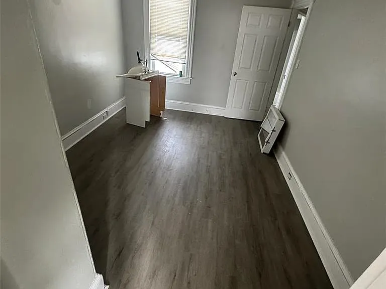 1237 Butler St #2 — Photo 4