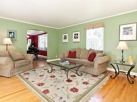 A glimpse into the dining room