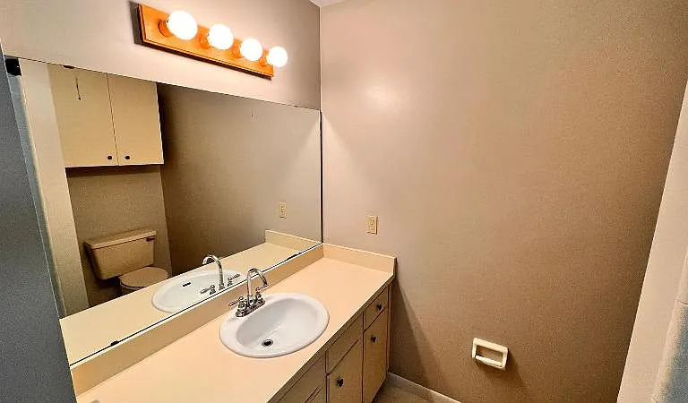 1880 N Crystal Lake Dr #24 — Photo 21