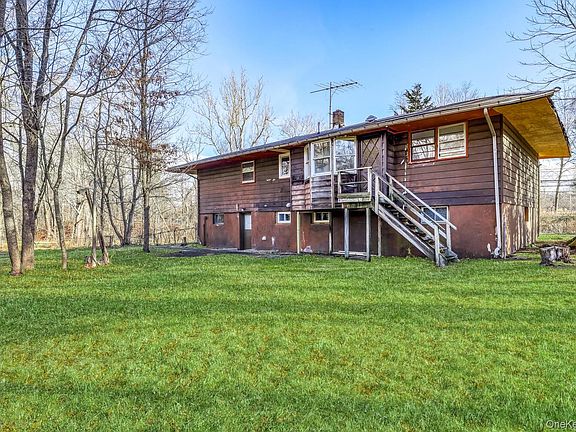 5th image of 3 Camp Hill Road