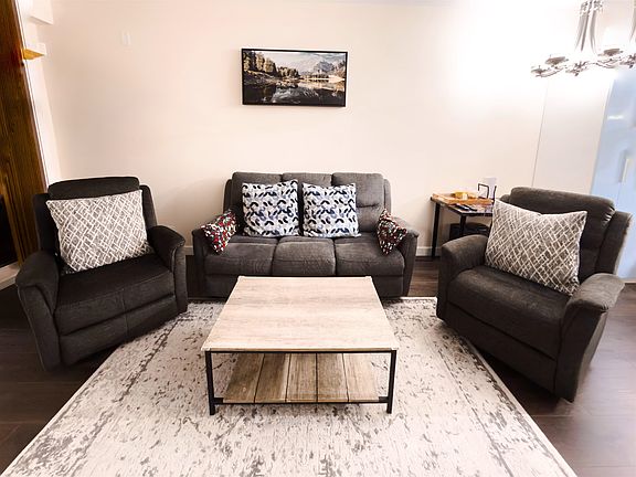 5th image of 20376 86th Ave #210