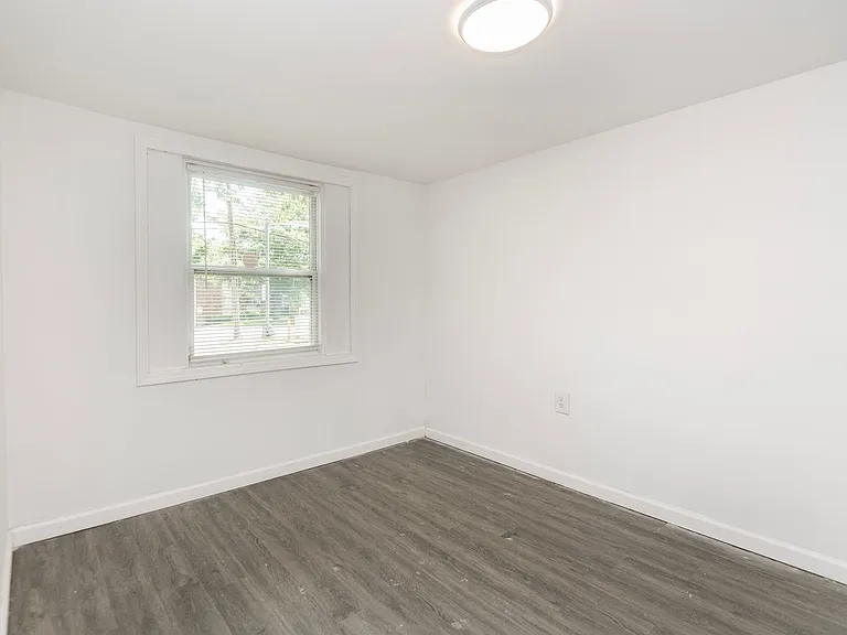 10019 Northgate Dr — Photo 10