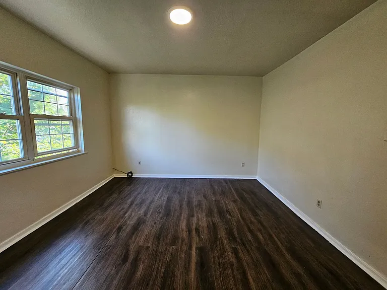 1521 Mutual St #2 — Photo 10