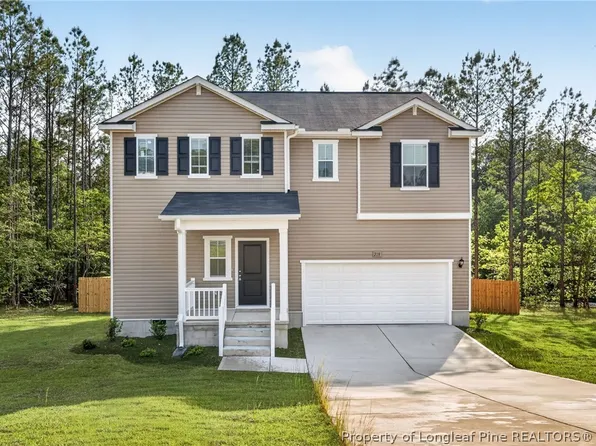 218 Horse Trot Ln, Sanford, NC 27332