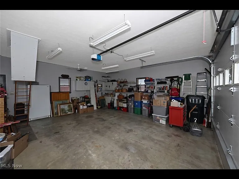 2839 Elmwood St — Photo 25
