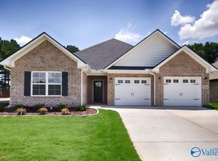 104 Alton Dale Dr, Toney, AL 35773