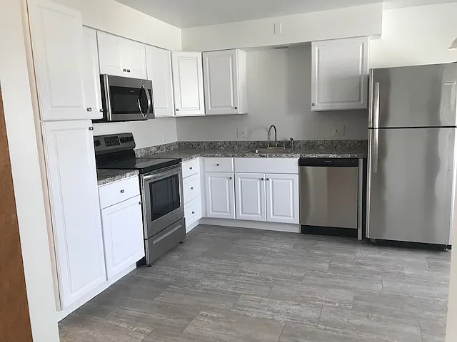 8295 Circle Dr — Photo 6