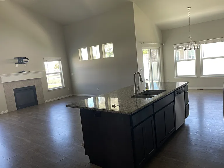 2971 Lisa Ct — Photo 5