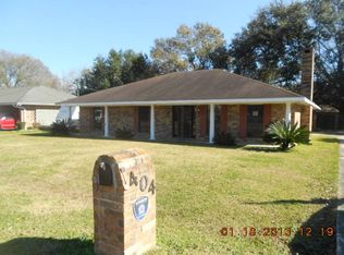404 Martin Oaks Dr, Lafayette, LA 70501