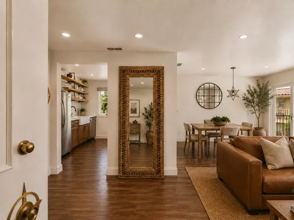2635 State St APT T3, Santa Barbara, CA 93105