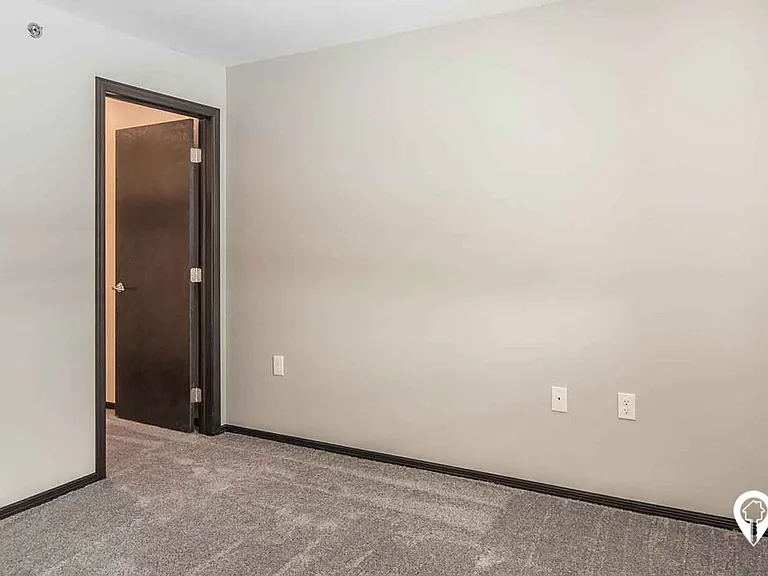 Garden Villas Apartments — Photo 15