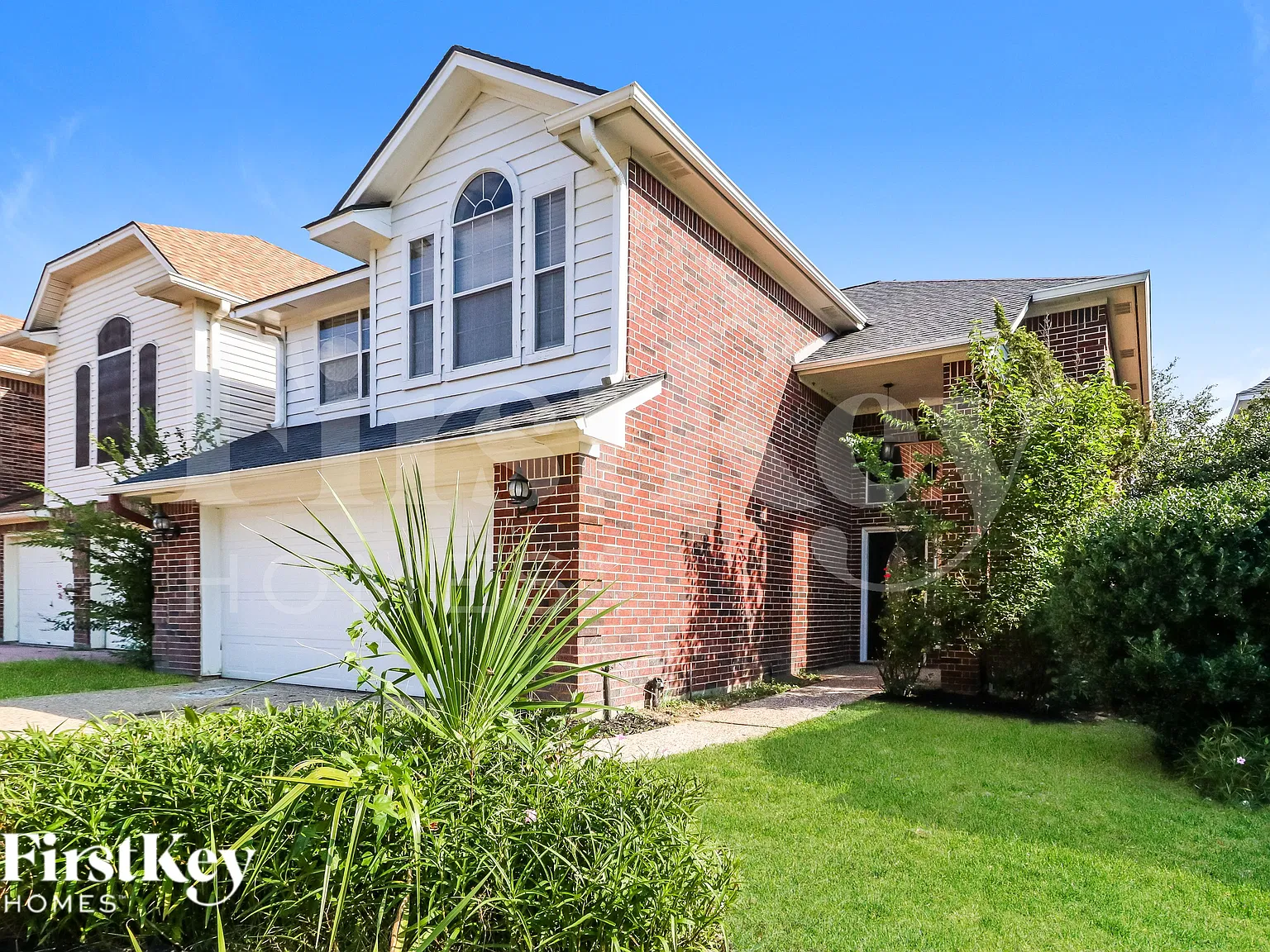 3 bed, 2.5 bath, 2499 sqft, $2,725 — Photo 2