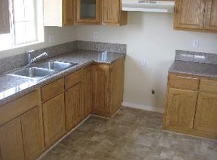 331 E 82nd St, Los Angeles, CA 90003