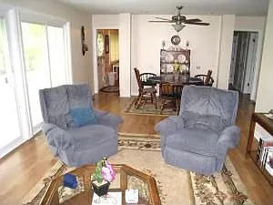512 Shadywood Ln photo 1