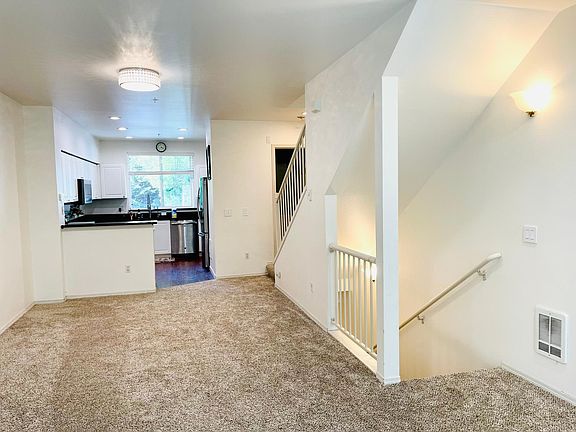 5th image of 16125 Juanita Woodinville Way NE Unit 1714