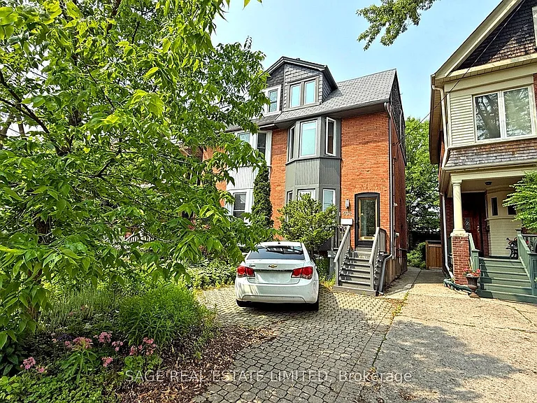 532 Brunswick Ave #LOWER — Photo 1