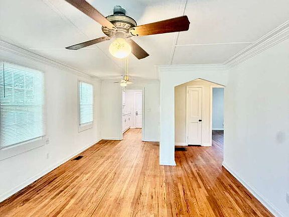 2nd image of 102 Lawton Ave