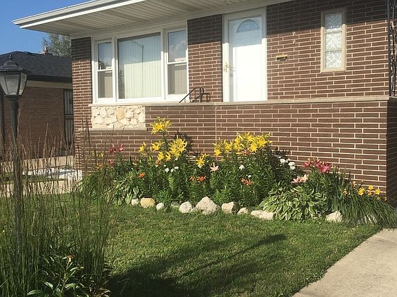 3rd image of 661 Muskegon Ave