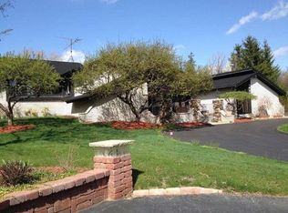 4609 Wendrick Dr, West Bloomfield, MI