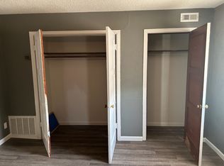 2317 Nameoki Rd, Granite City, IL 62040